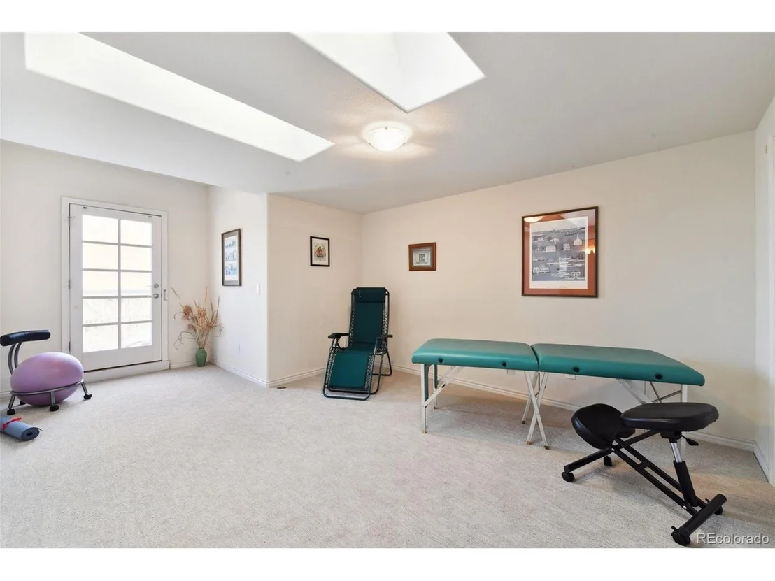 Photo of 250 Laramie Blvd