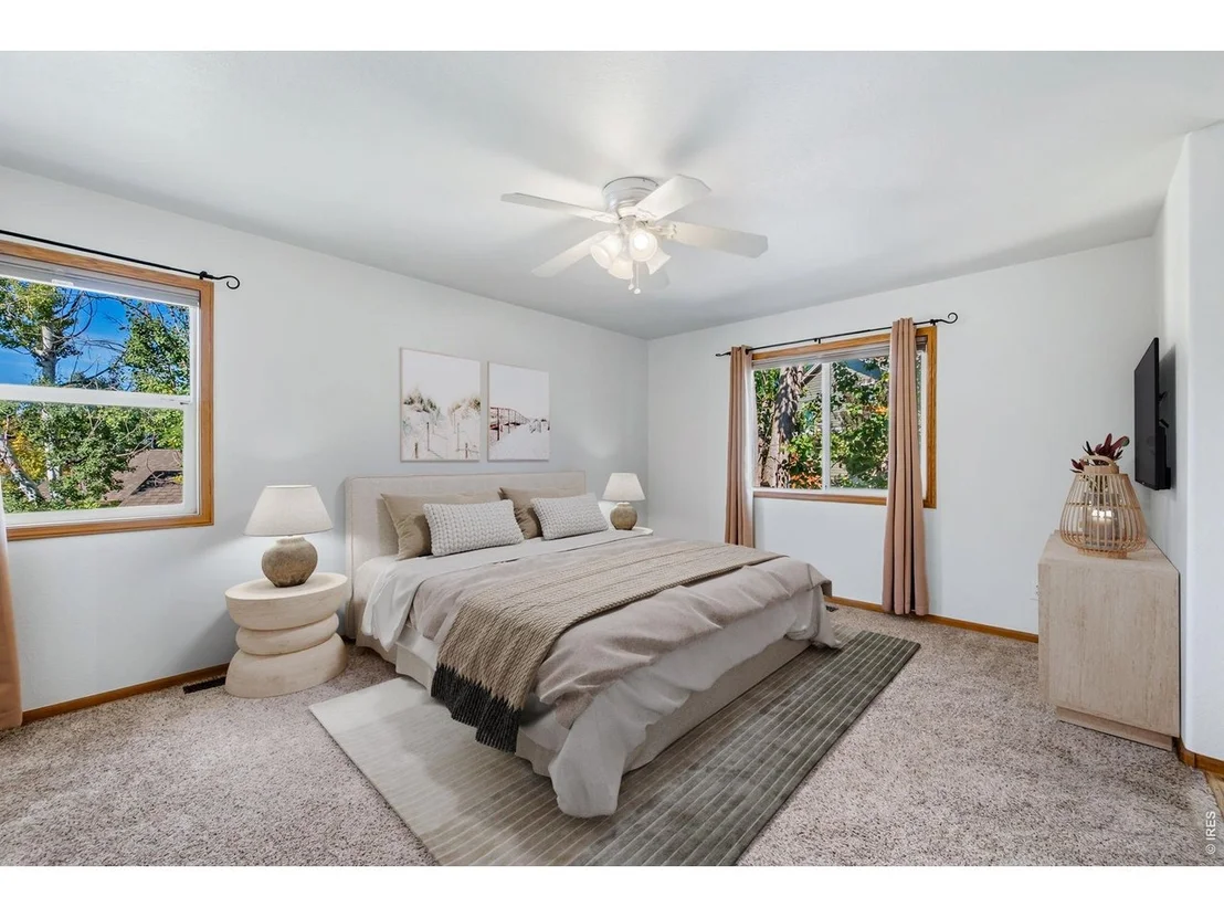 Photo of 430 Derry Dr