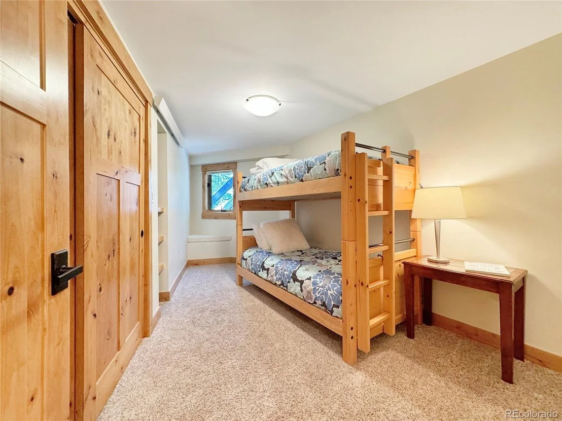 Photo of 230 Balsh Blvd