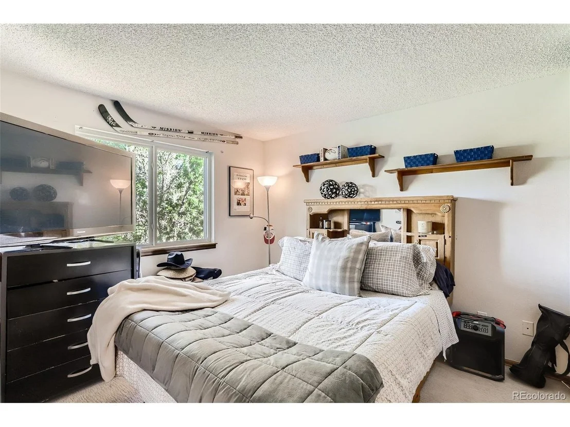 Photo of 6744 W 98th Cir
