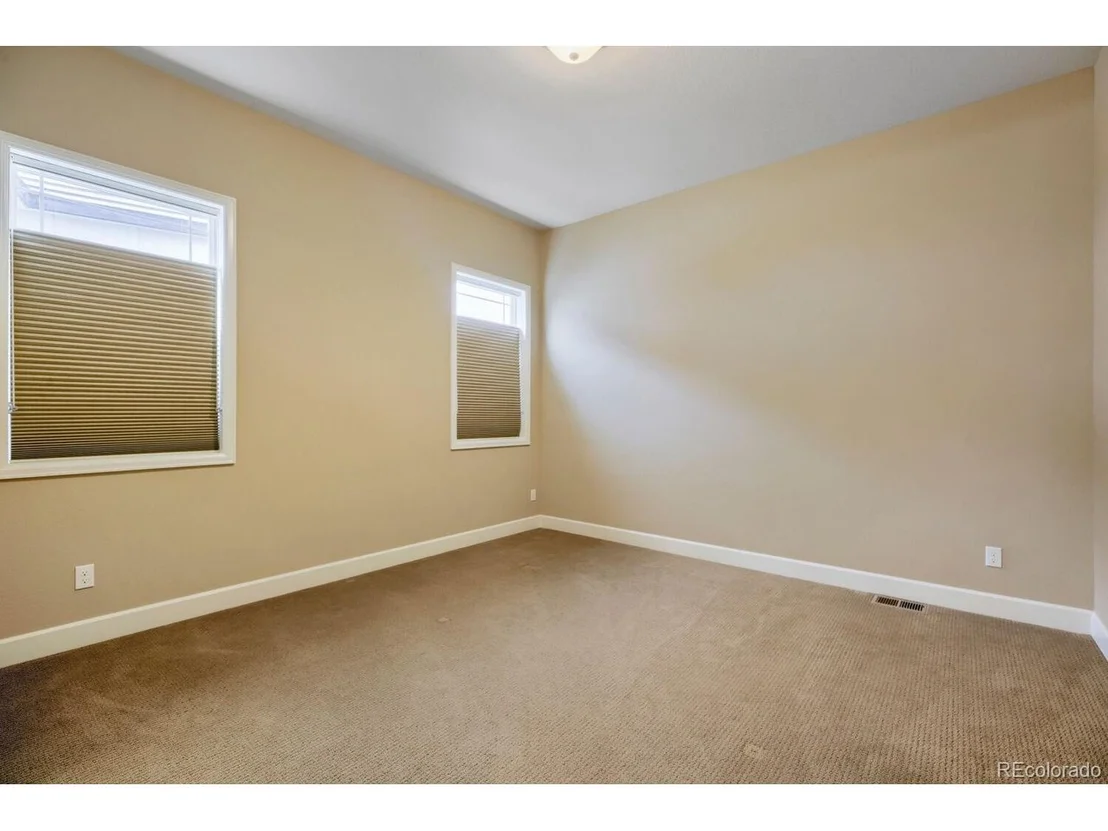 Photo of 9432 Noble Way