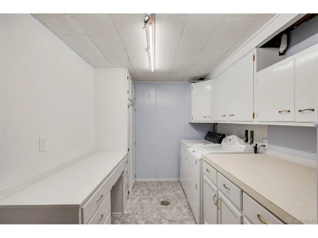 Photo of 5947 W 65th Ave