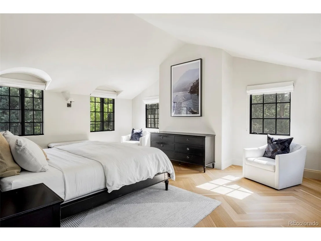 Photo of 4 Foxtail Cir