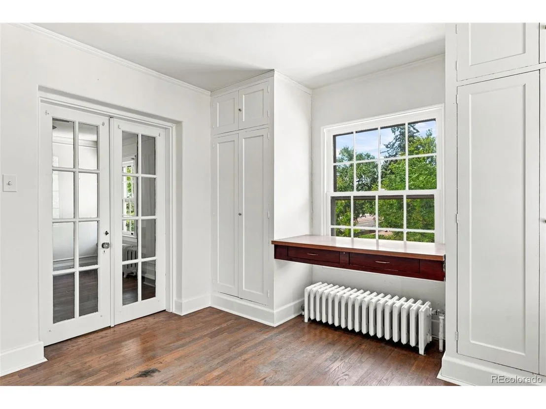 Photo of 2398 Colorado Blvd