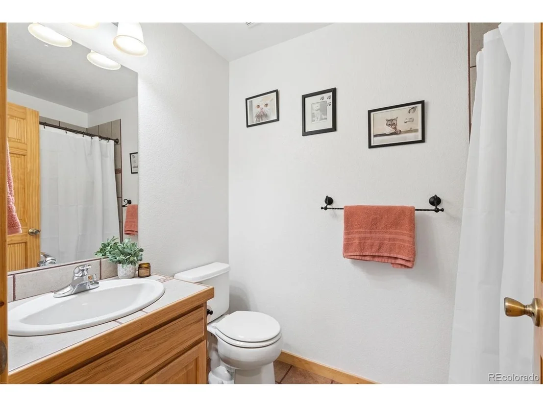 Photo of 34 S Circle Dr