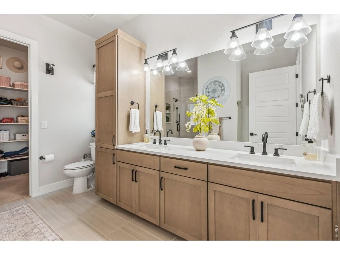 Photo of 1724 Barefoot Dr