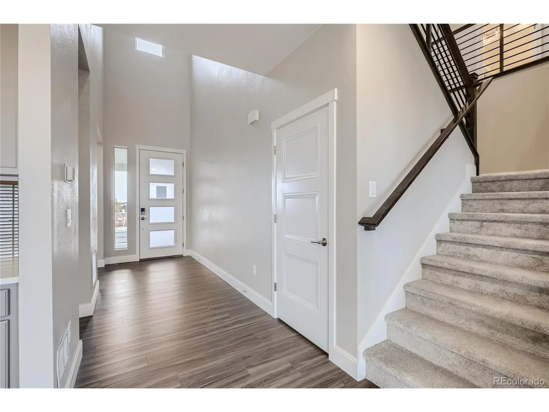 Photo of 5685 Wayfarer Cir