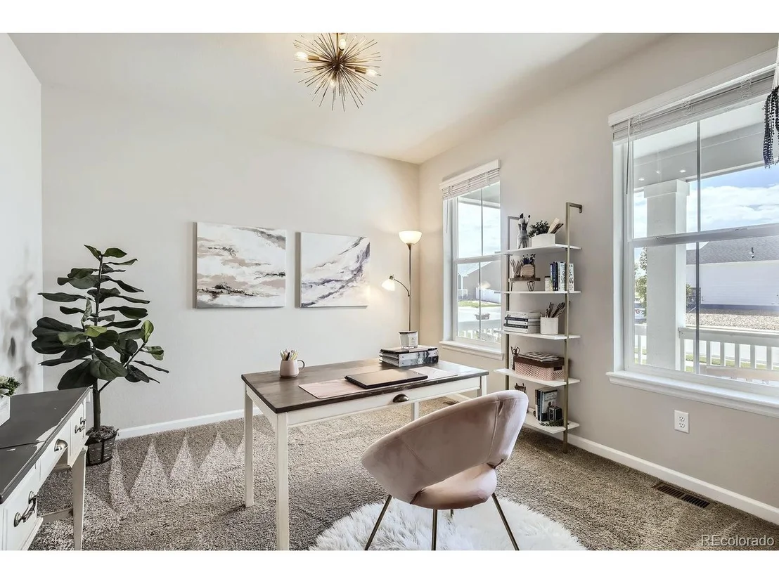 Photo of 1665 Shoreview Pkwy