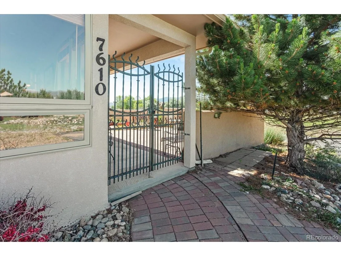 Photo of 7610 Meadowlark Ln