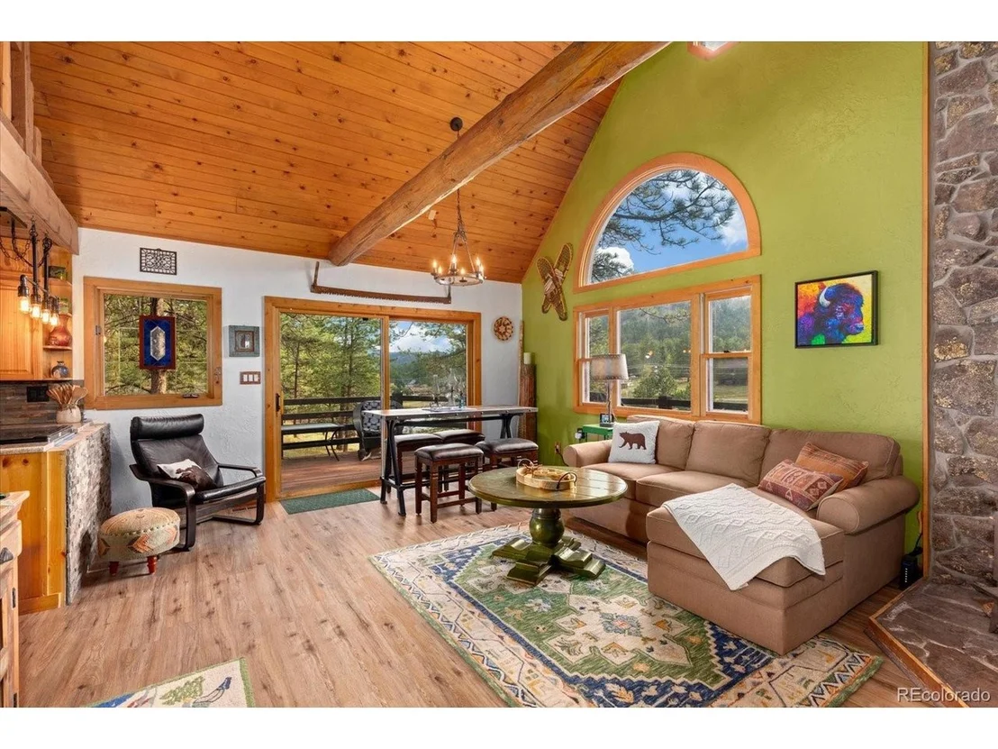 Photo of 120 2nd St