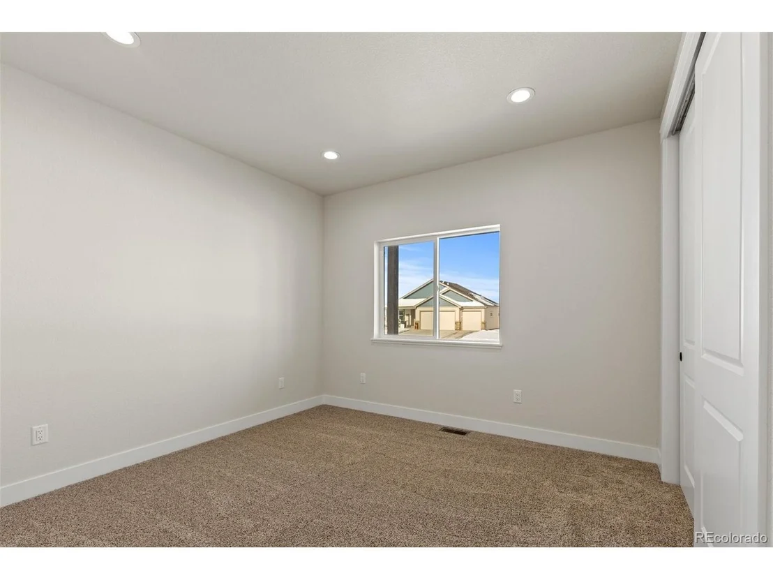 Photo of 118 7th Ave