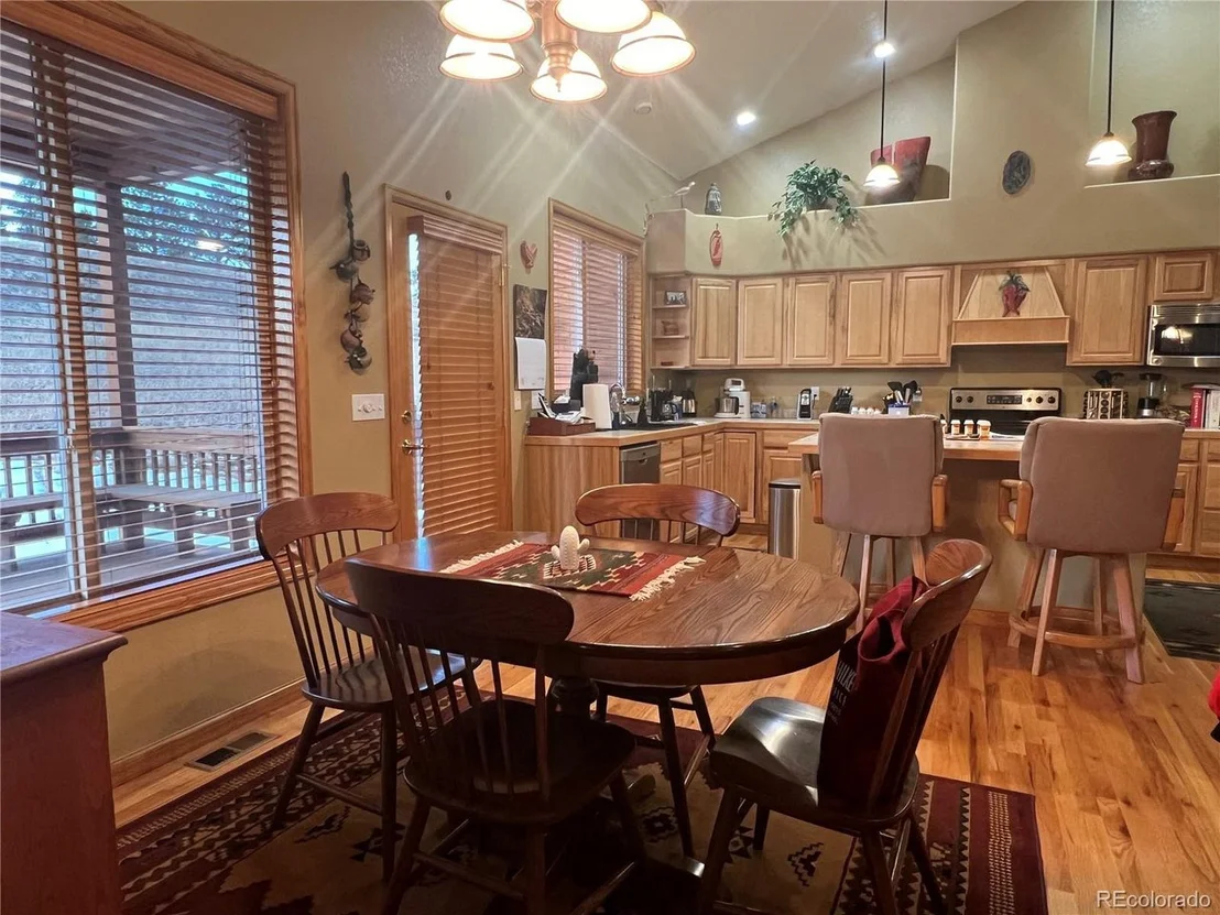 Photo of 67 Burland Dr