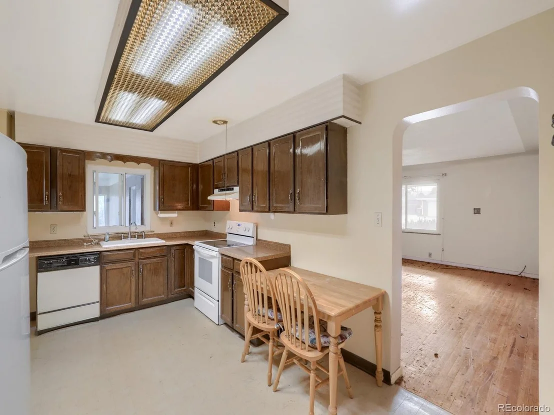 Photo of 600 Everett St