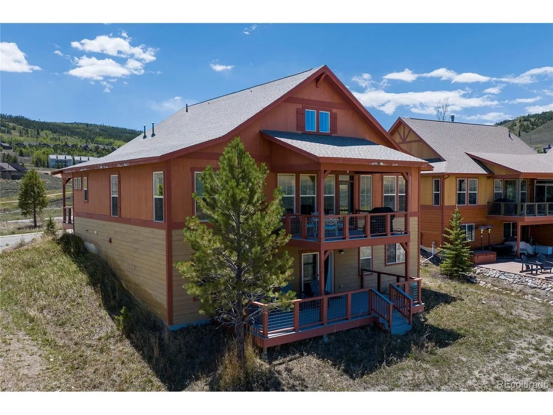 Photo of 150 Fairview Ln