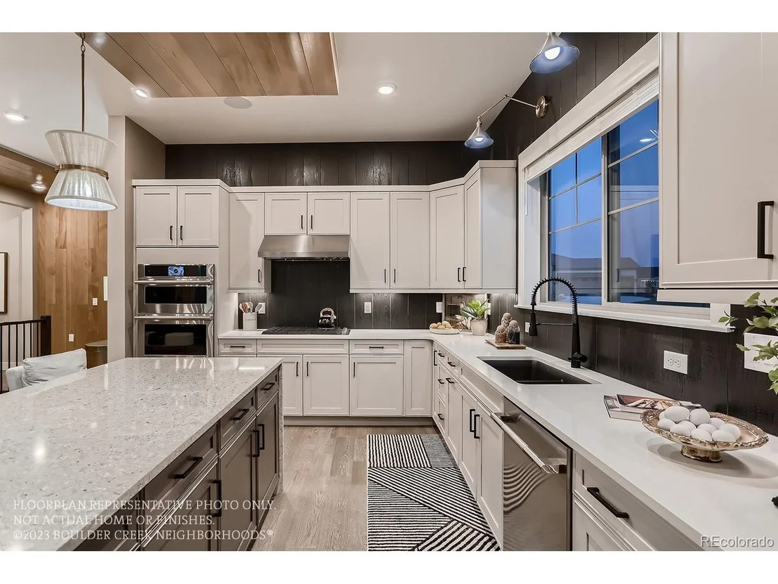 Photo of 727 Quarry Ct