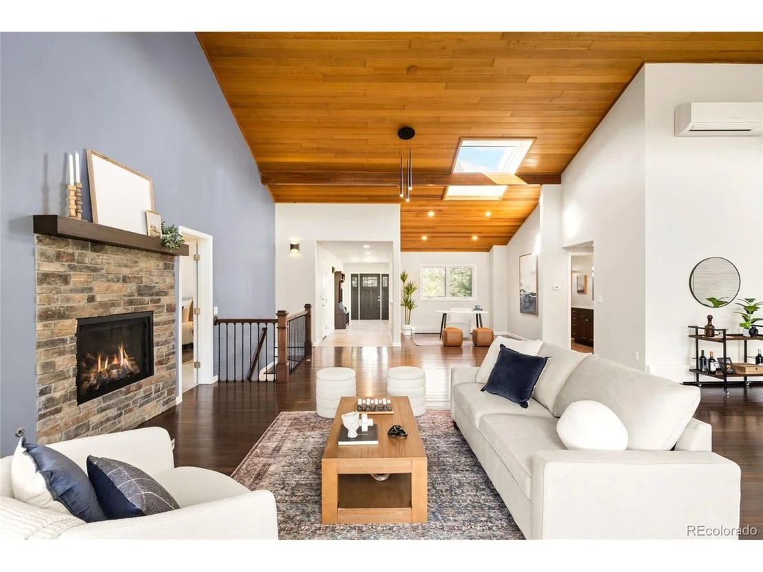 Photo of 6491 Crestbrook Dr