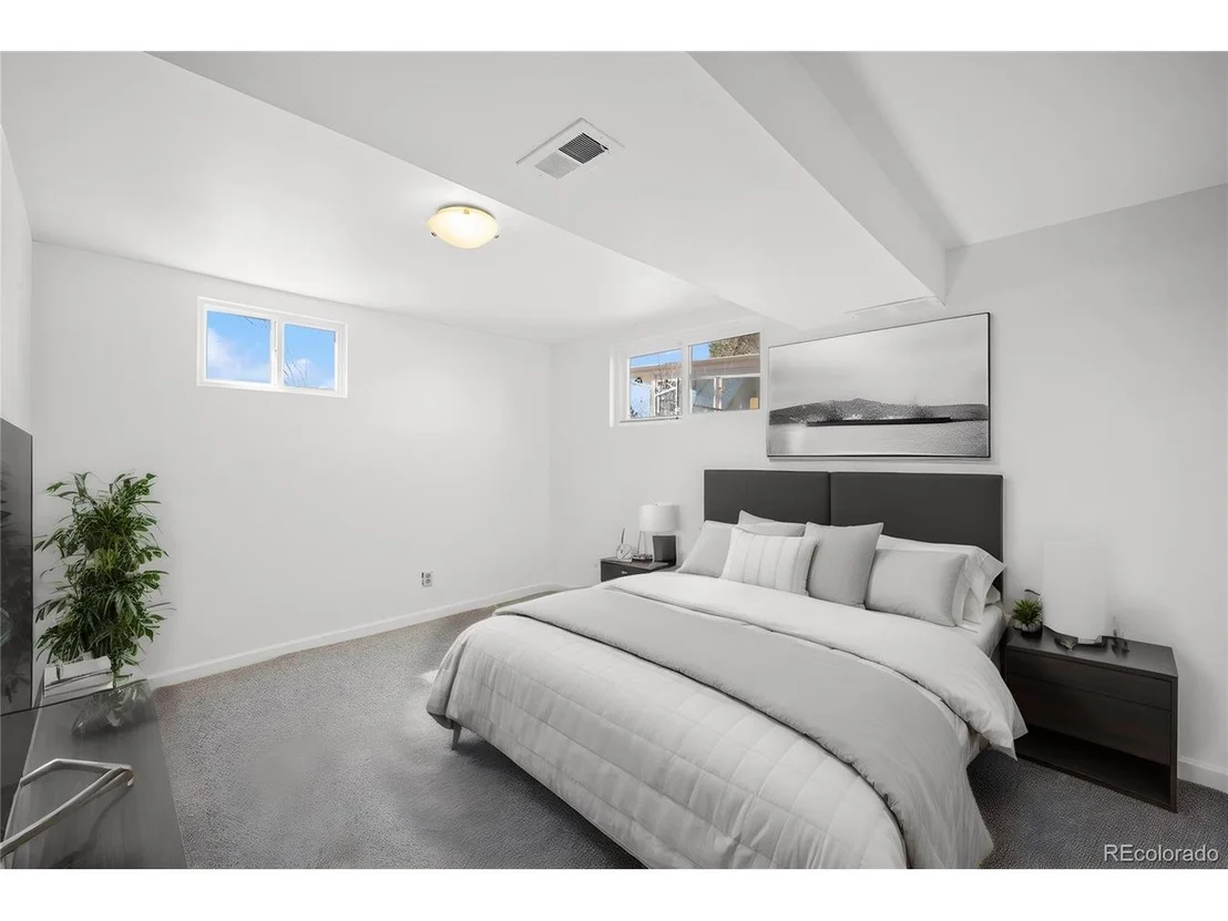 Photo of 7864 Hampden Cir E