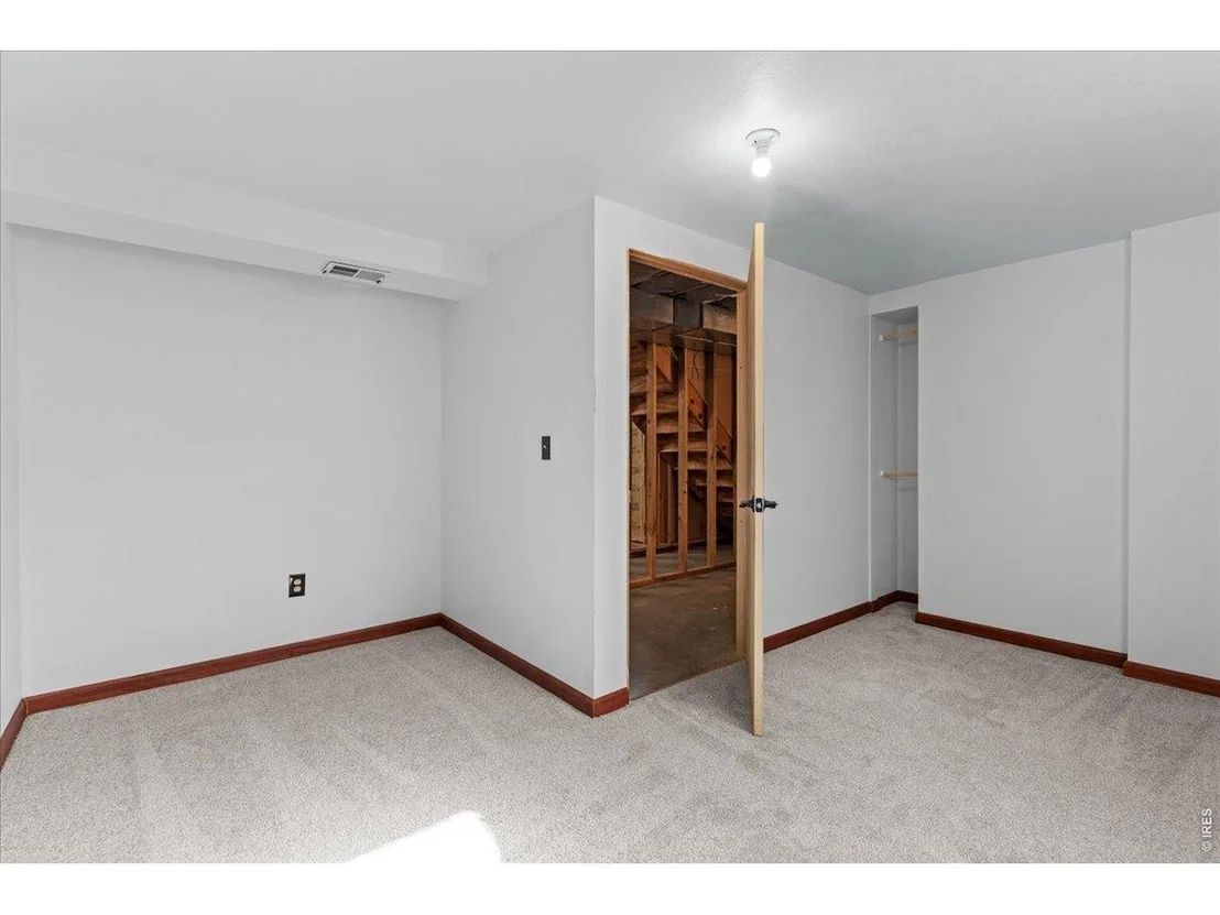 Photo of 102 7th St