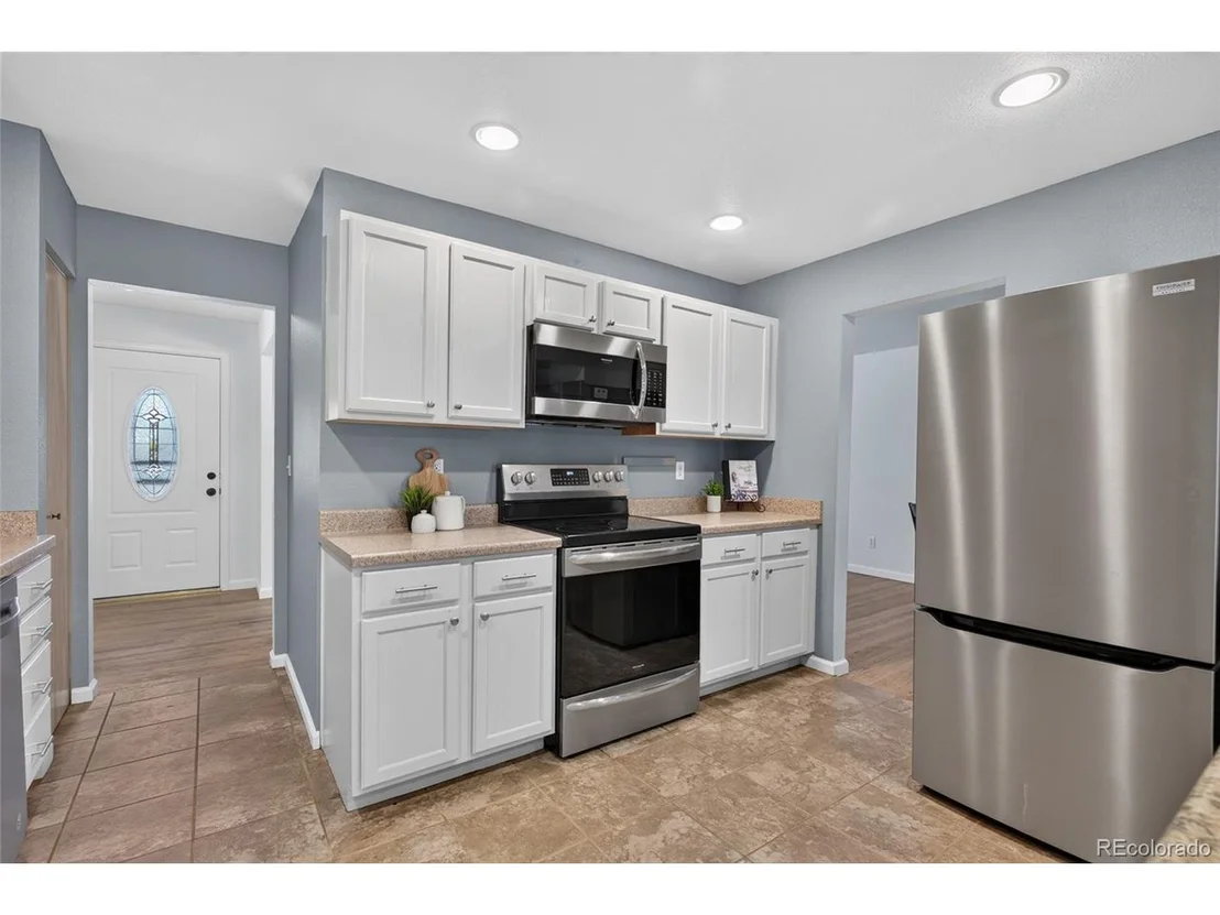 Photo of 7981 Robin Ln