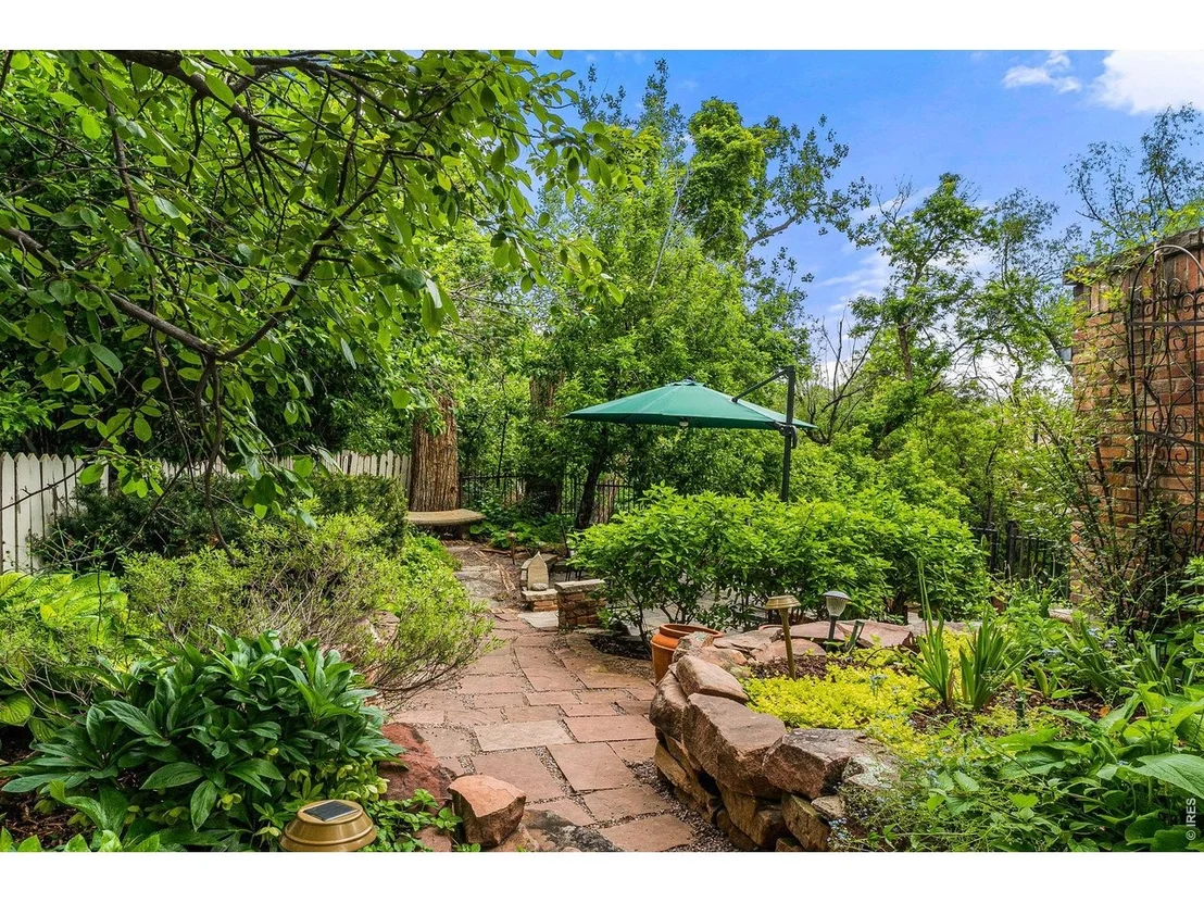 Photo of 435 Arapahoe Ave