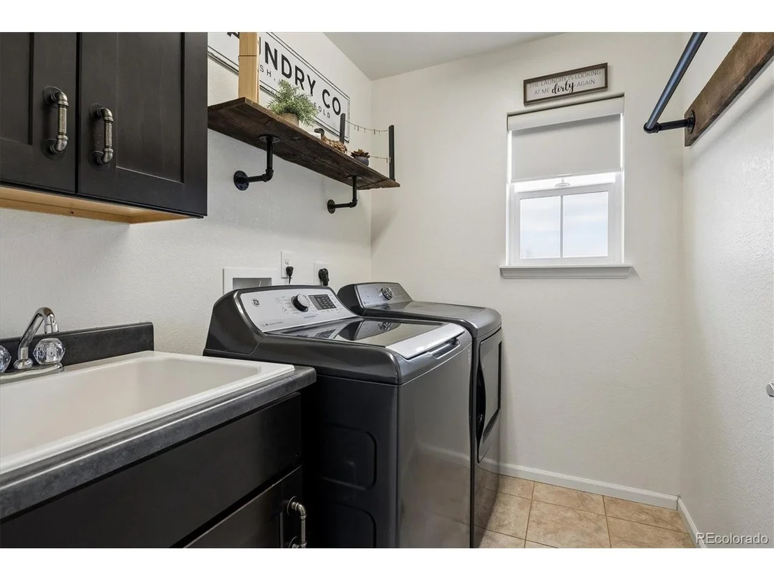 Photo of 9353 Iron Mountain Way