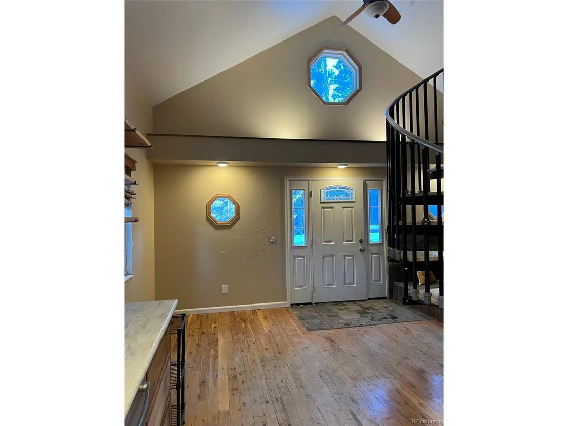 Photo of 5 Beaver Rd