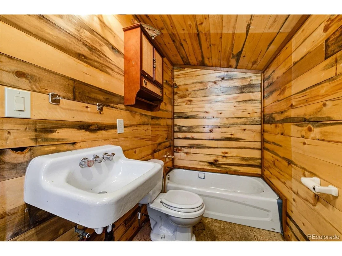 Photo of 2126 E Path