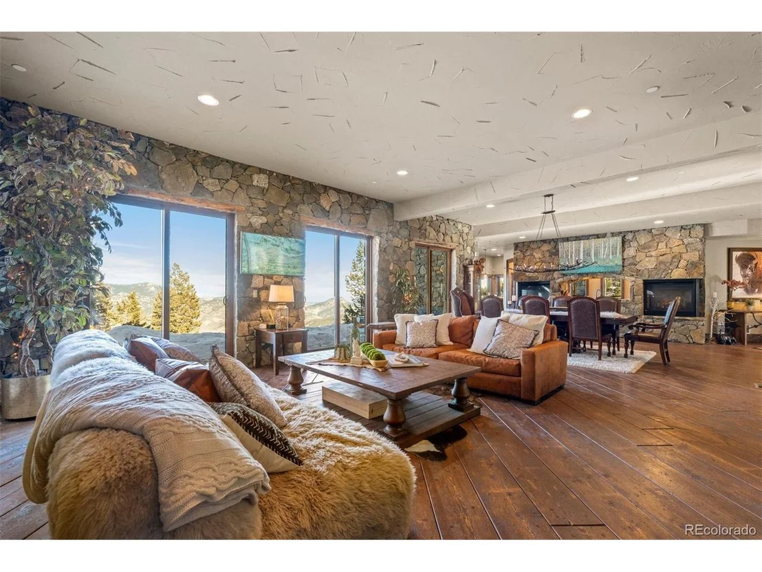 Photo of 142 Outpost Ln