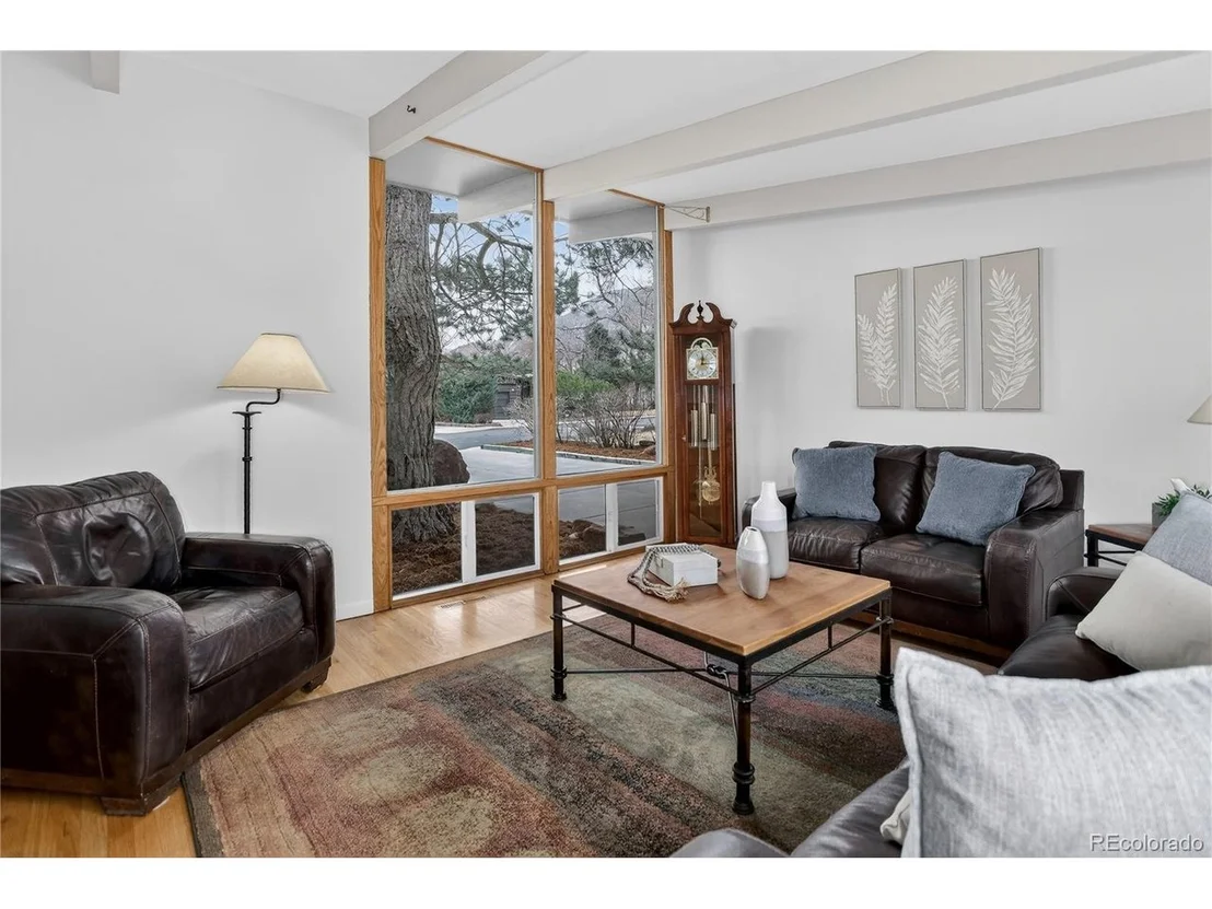 Photo of 2795 Vassar Dr