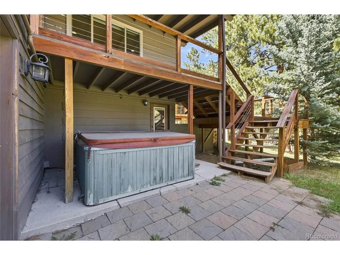 Photo of 28609 Pine Dr