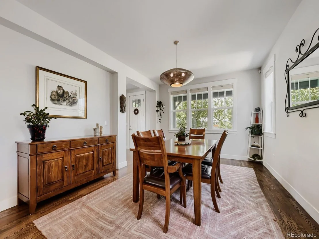 Photo of 2902 Twin Lakes Cir