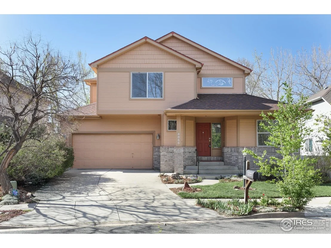 Photo of 4866 Franklin Dr