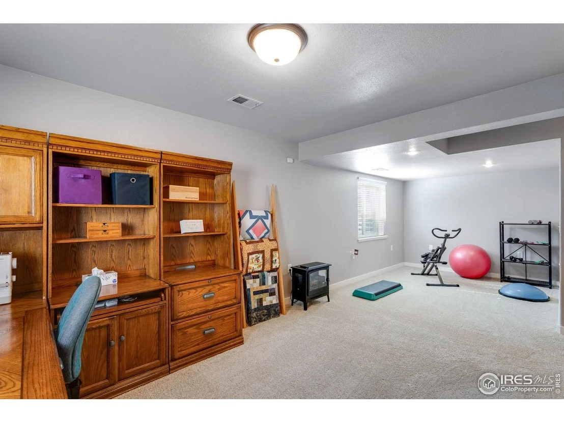 Photo of 680 Saratoga Way