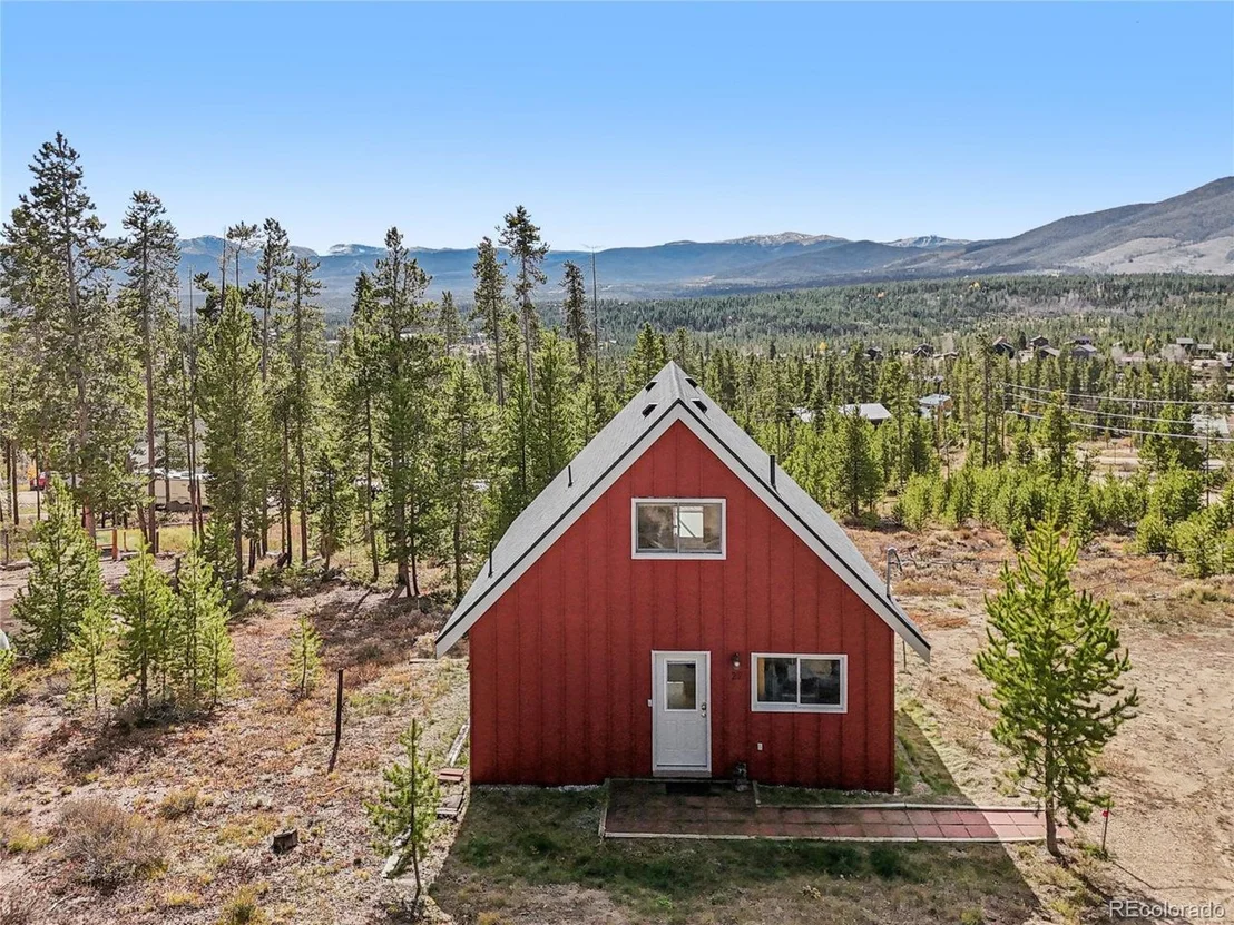 Photo of 22 Lodgepole Ln