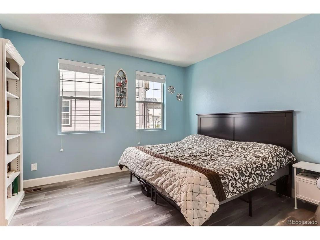 Photo of 10238 Stagecoach Ave