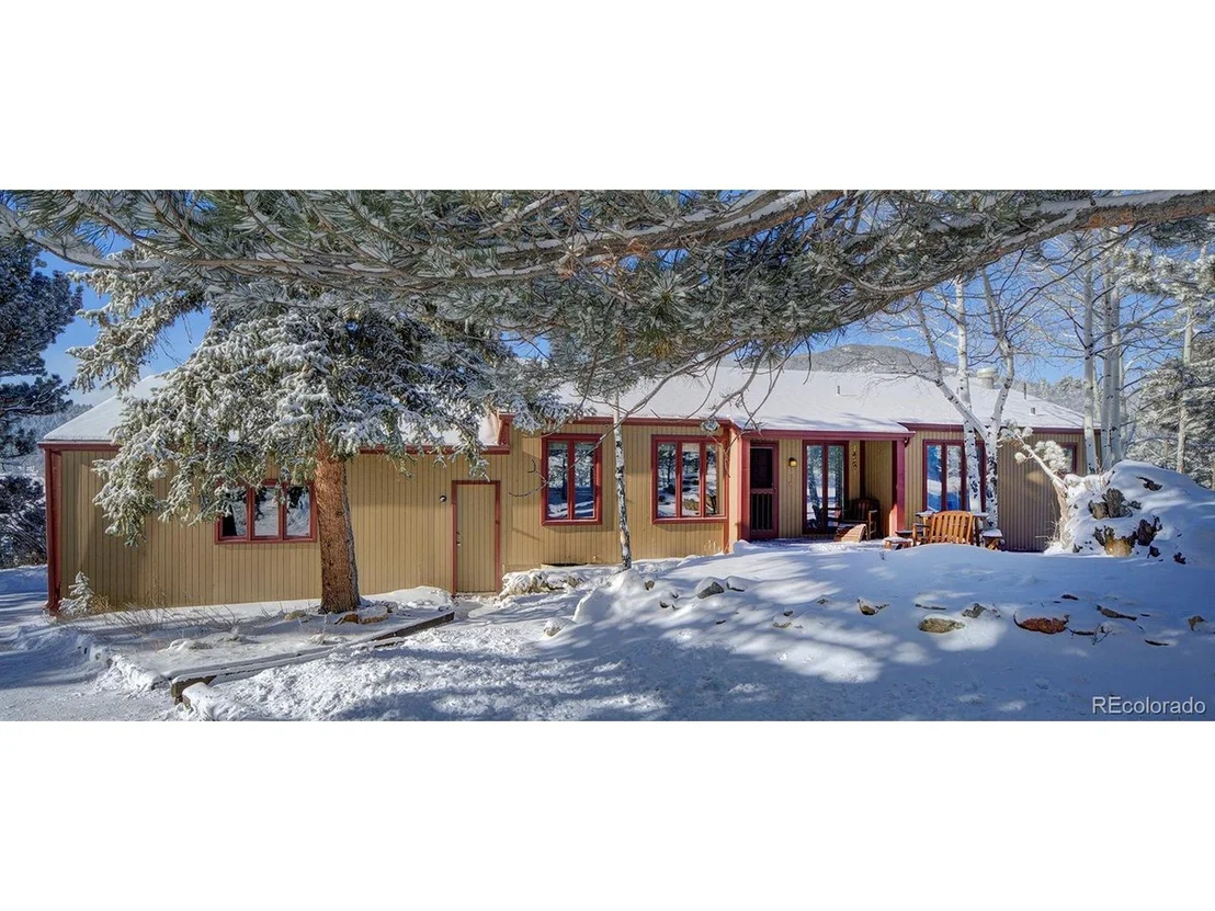 Photo of 2471 Pinehurst Dr