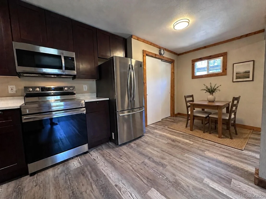 Photo of 6897 High Dr