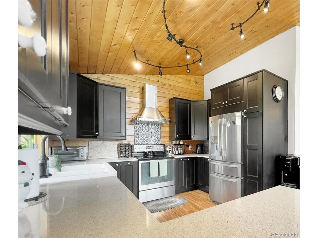 Photo of 22155 Cook Ln