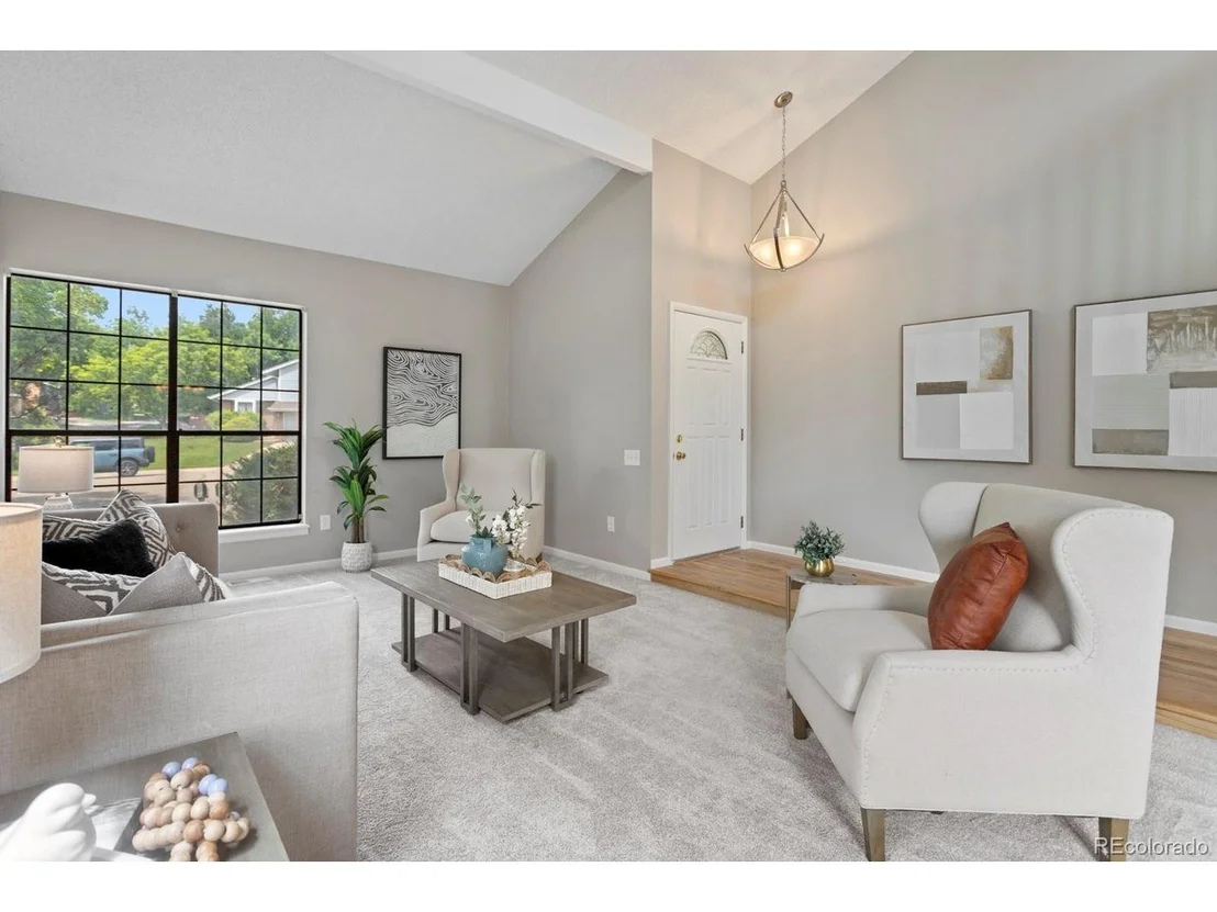 Photo of 8160 Flower Cir