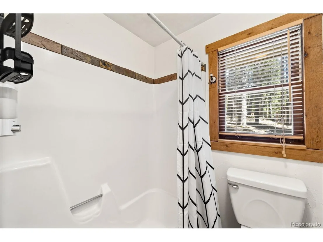 Photo of 38 Brook Dr