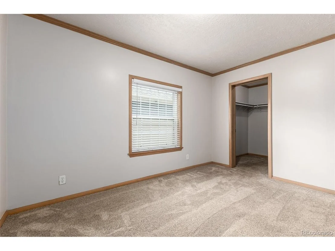 Photo of 5675 Bryant St