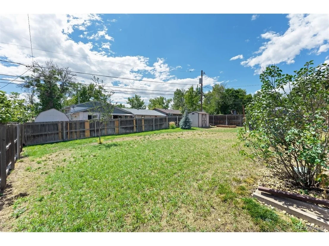 Photo of 6518 W 70th Pl