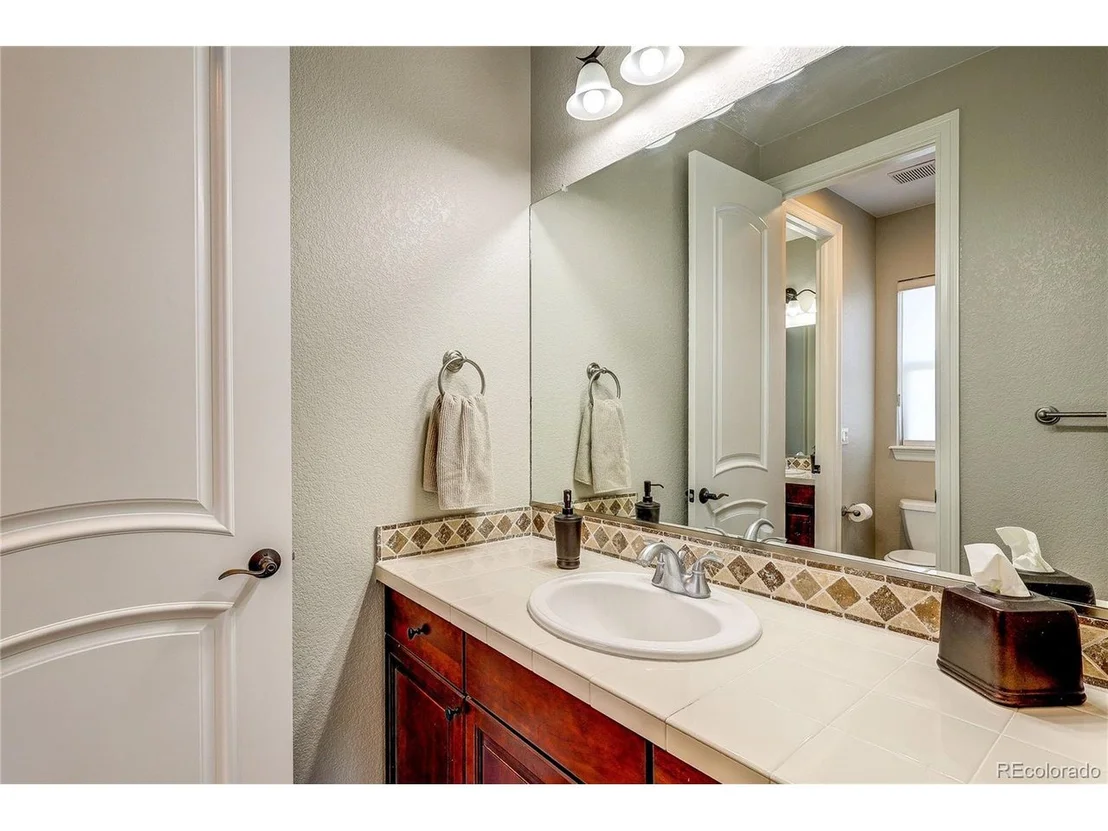 Photo of 9591 Sunset Hill Dr