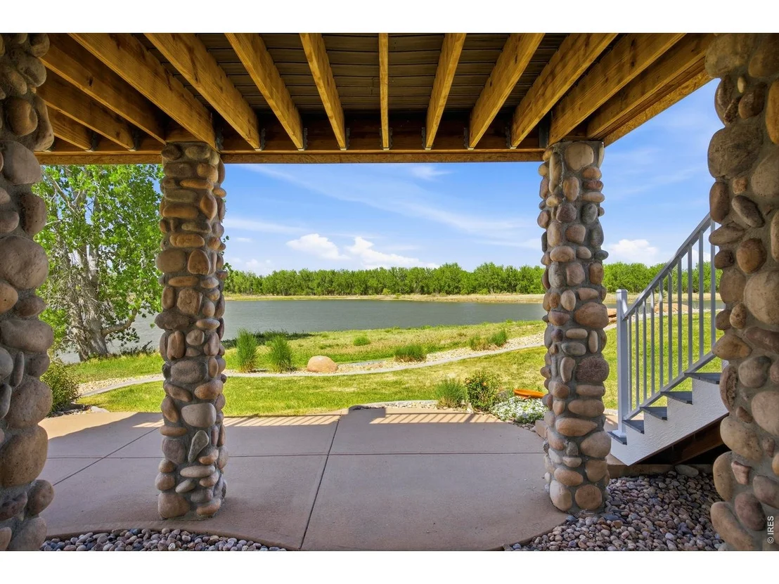 Photo of 510 Lakeside Pl