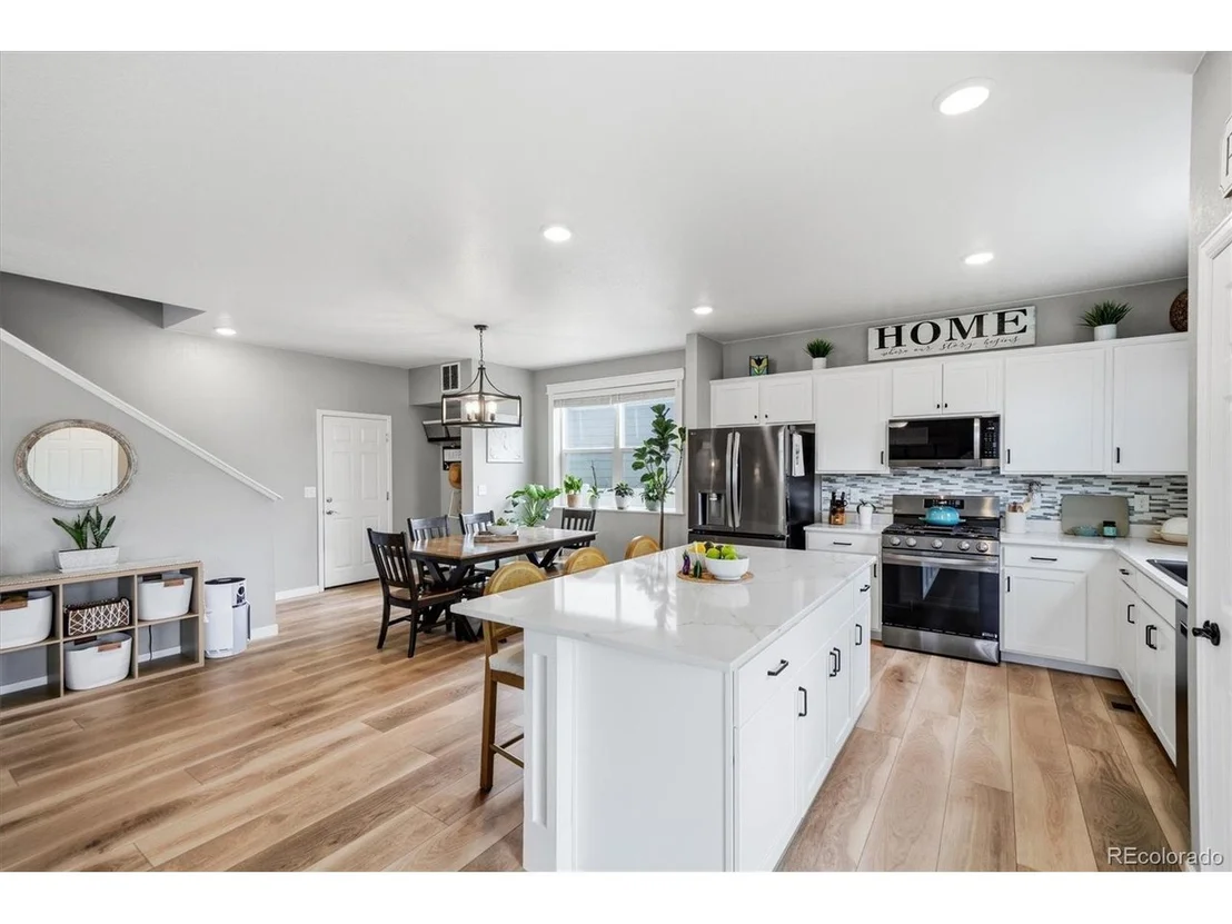 Photo of 6776 Morrison Dr
