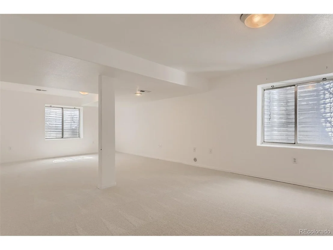 Photo of 4892 Yates Cir