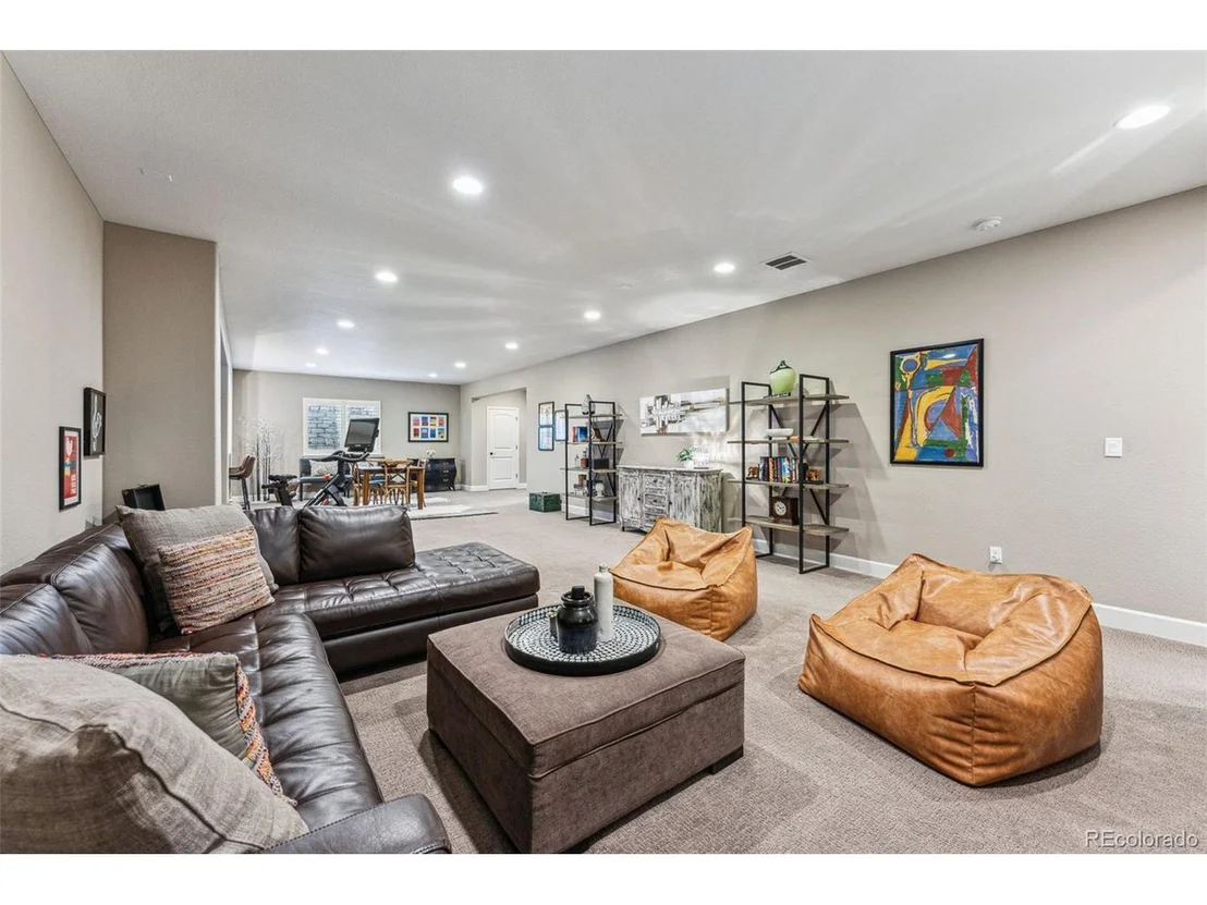 Photo of 4937 Hogback Ridge Rd