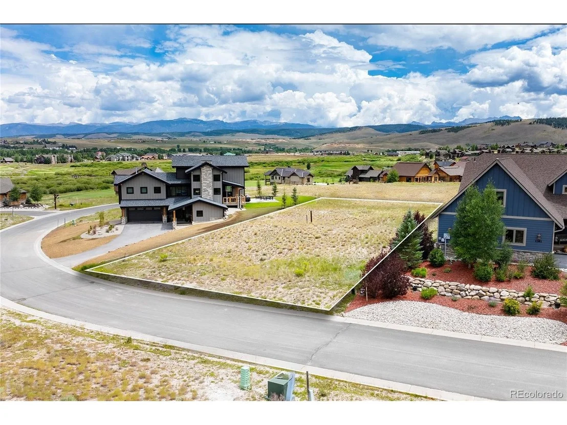 Photo of 1375 Wildhorse Cir