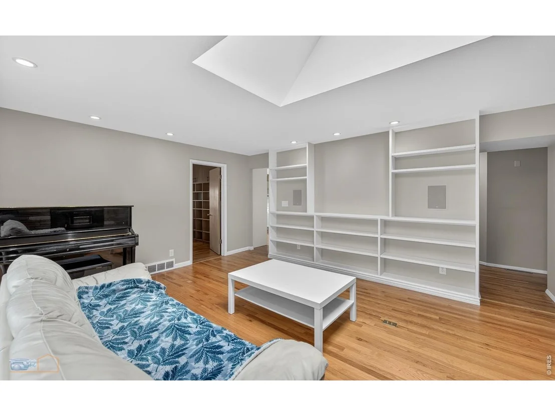 Photo of 315 Evergreen Ave