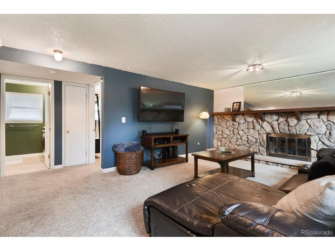 Photo of 10385 W Lambuth Pl